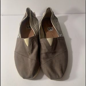 Toms Canvas Slip On Flats